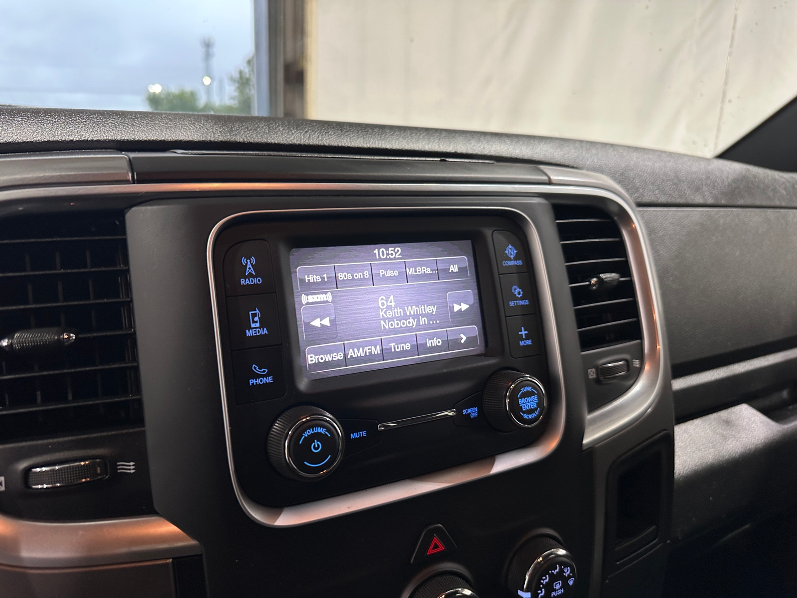 Thumbnail: 2024 RAM 1500 Classic - 4