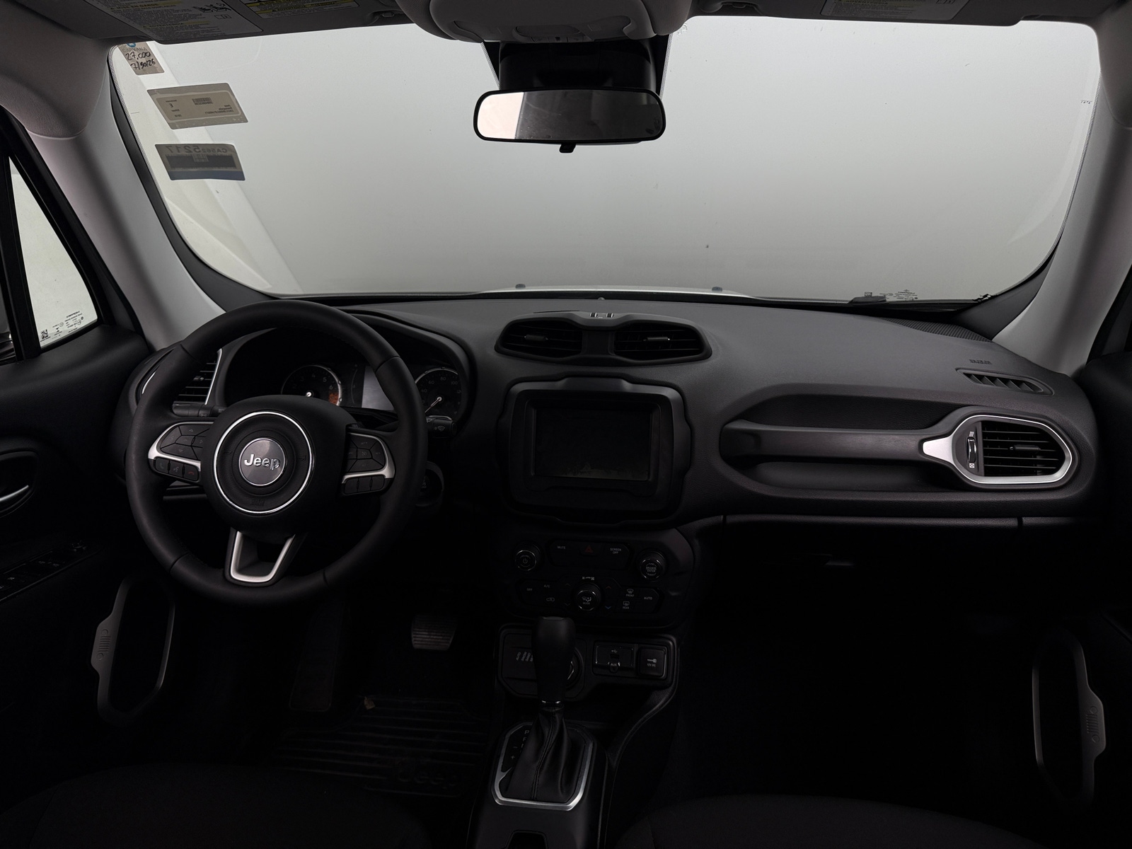 Thumbnail: 2018 Jeep Renegade - 3