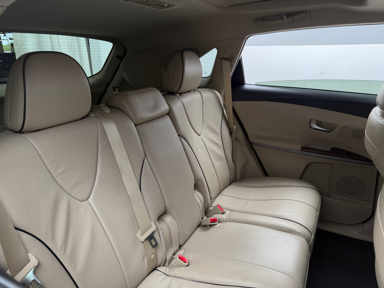 Thumbnail: 2012 Toyota Venza - 5