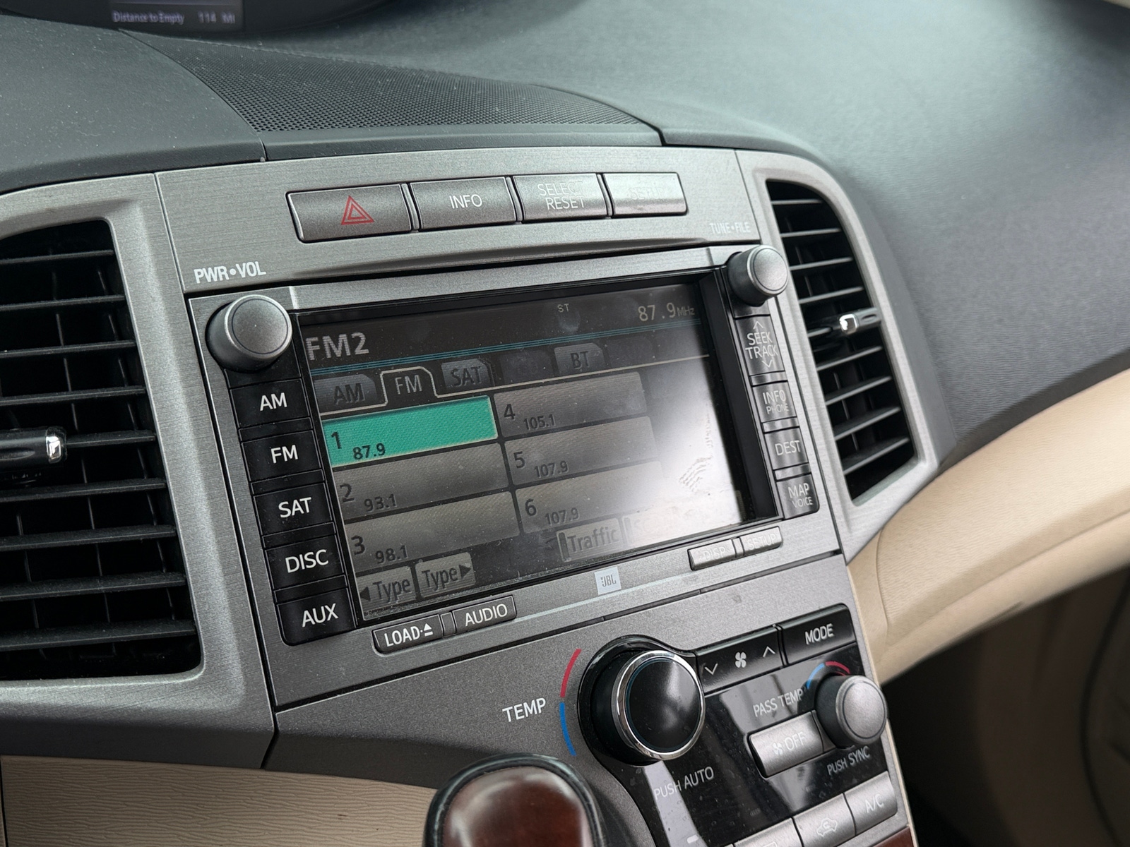Thumbnail: 2012 Toyota Venza - 3