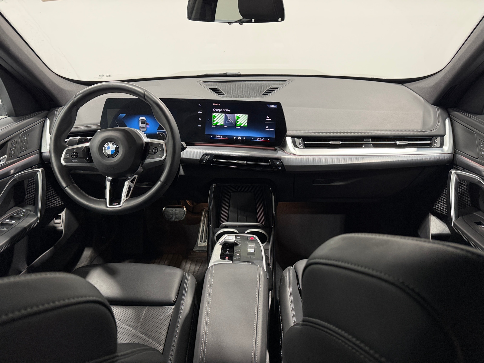 Thumbnail: 2025 BMW X1 - 2