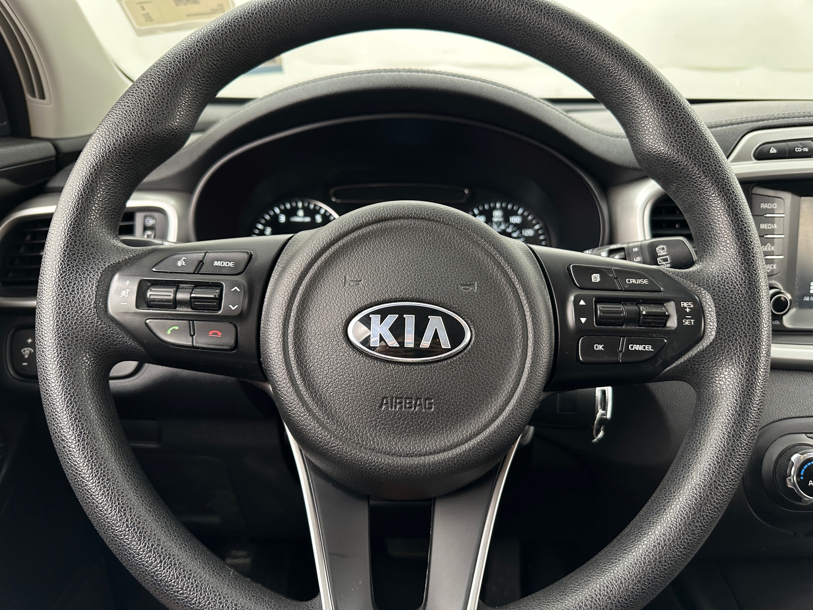 Thumbnail: 2018 Kia Sorento - 5