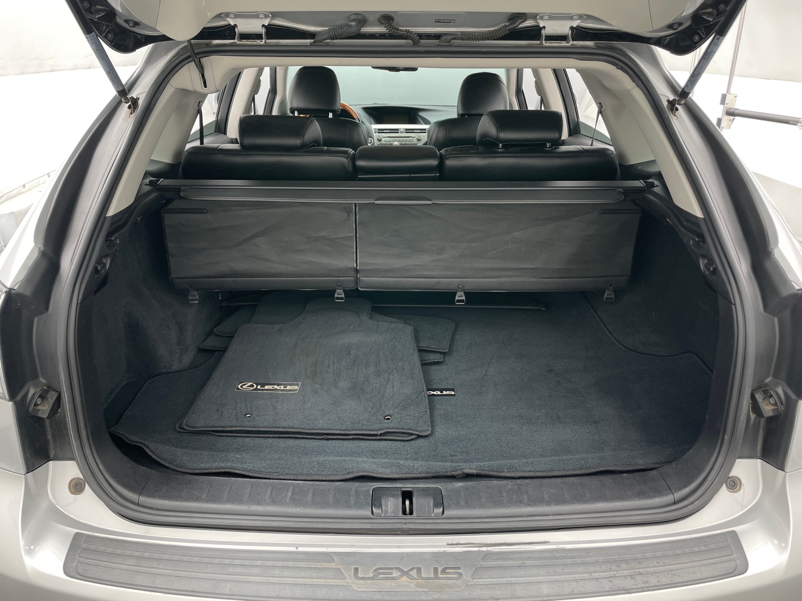 Thumbnail: 2010 Lexus RX - 7