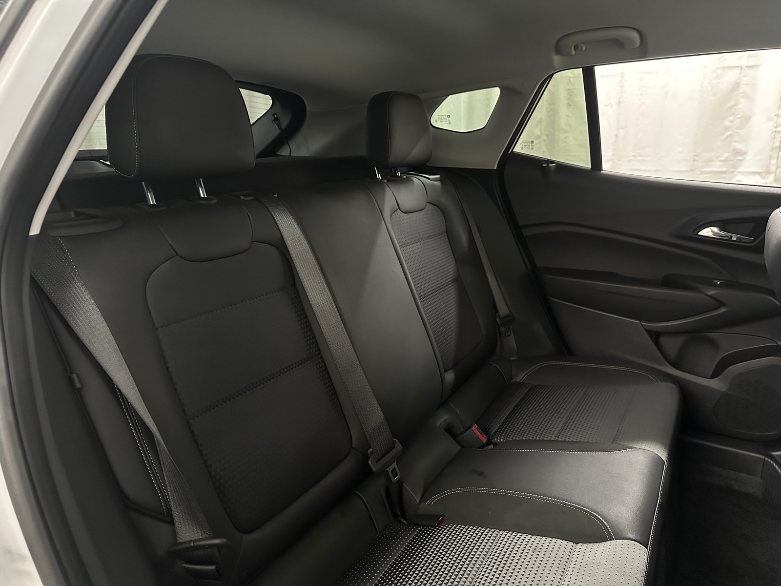 Thumbnail: 2025 Chevrolet Trax - 6