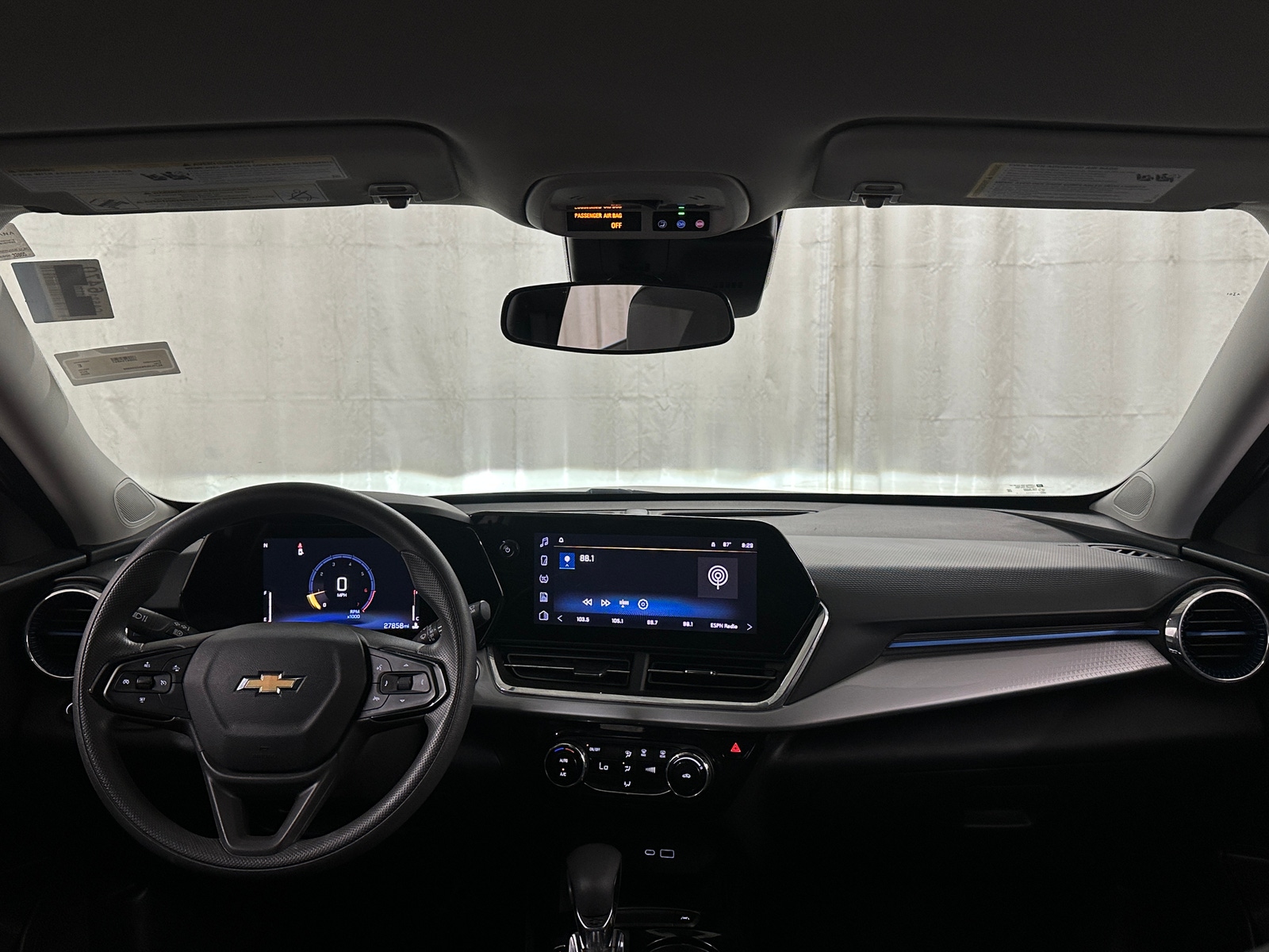 Thumbnail: 2025 Chevrolet Trax - 3