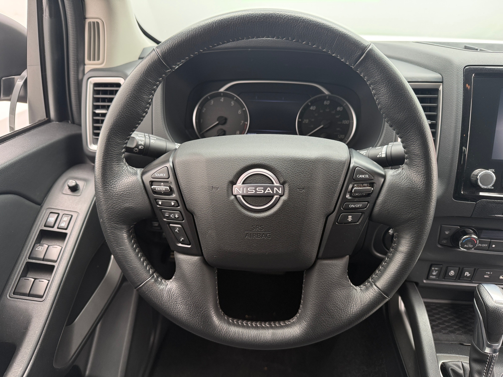 Thumbnail: 2023 Nissan Frontier - 5