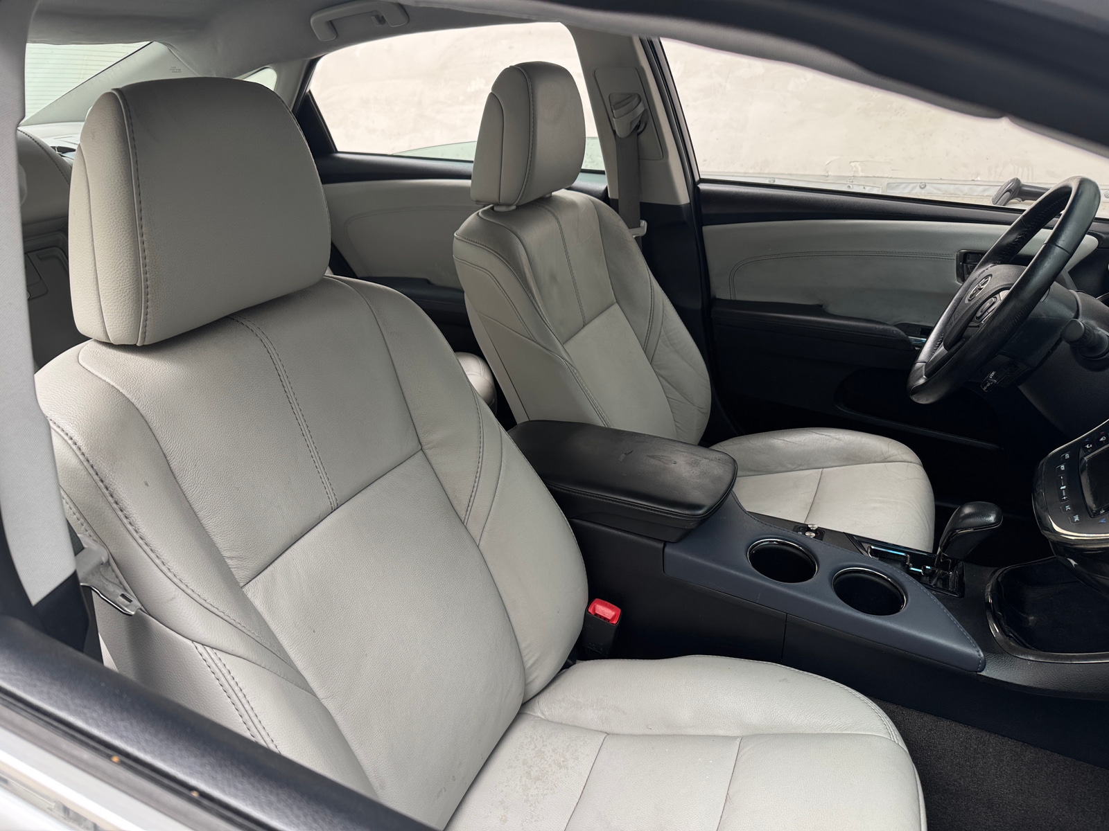 Thumbnail: 2014 Toyota Avalon - 2