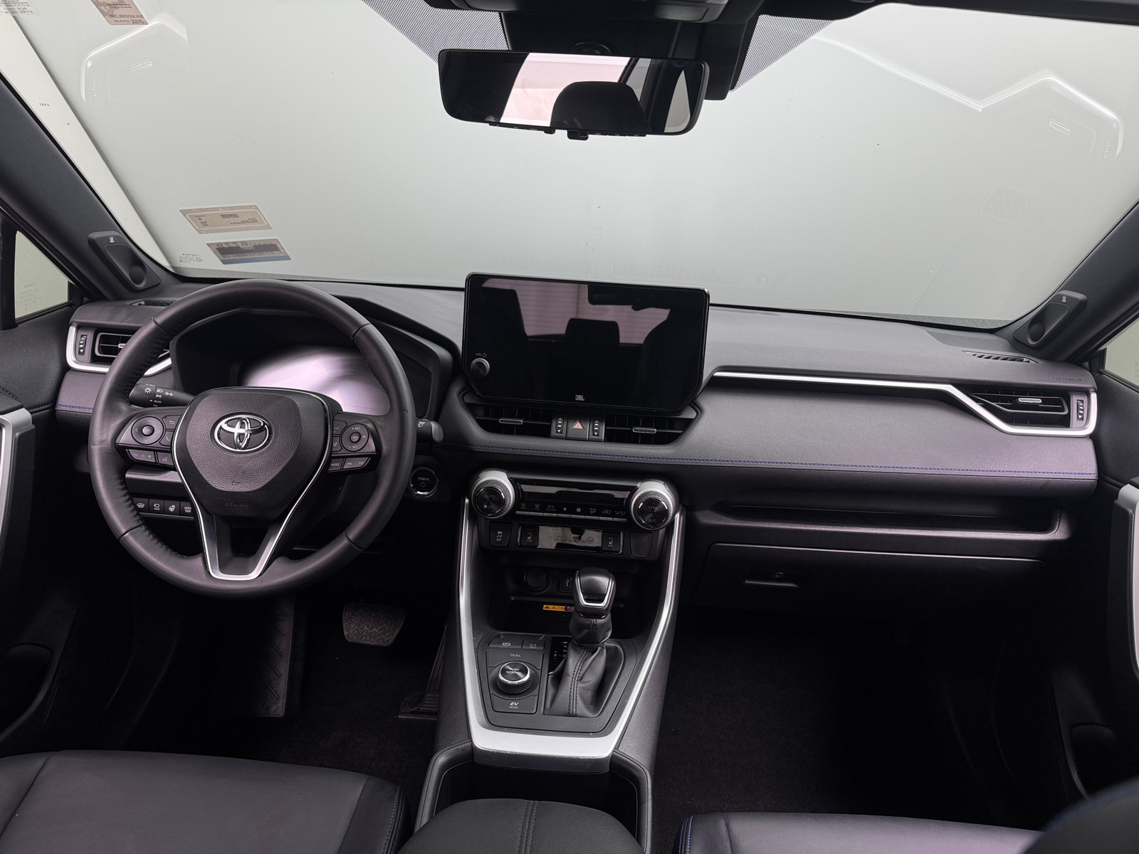 Thumbnail: 2024 Toyota RAV4 - 2