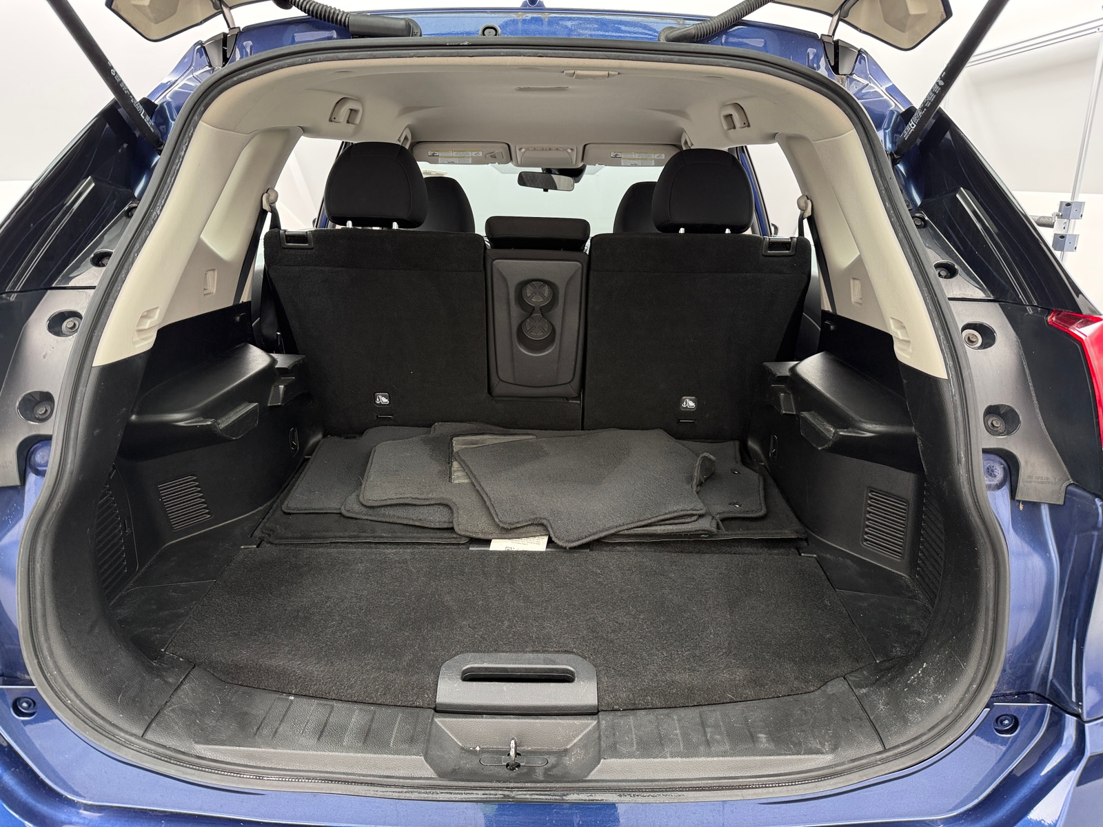 Thumbnail: 2019 Nissan Rogue - 7