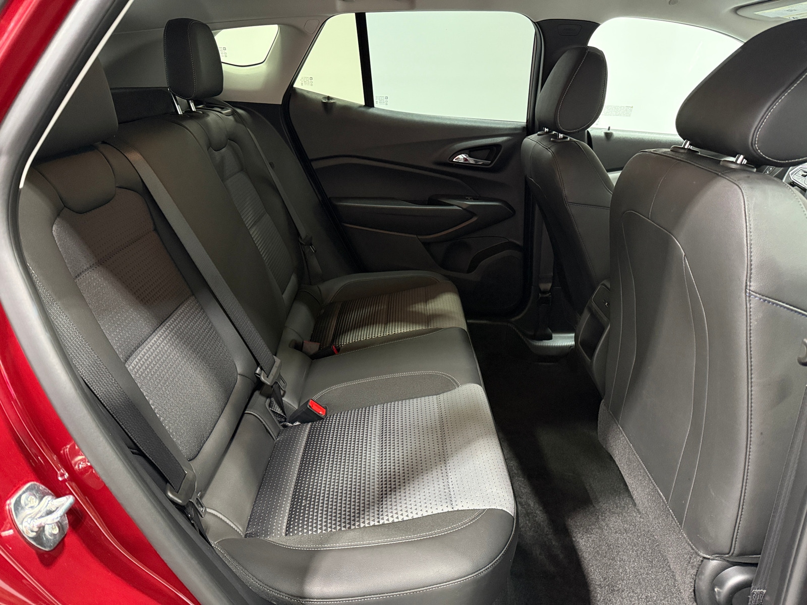 Thumbnail: 2025 Chevrolet Trax - 6