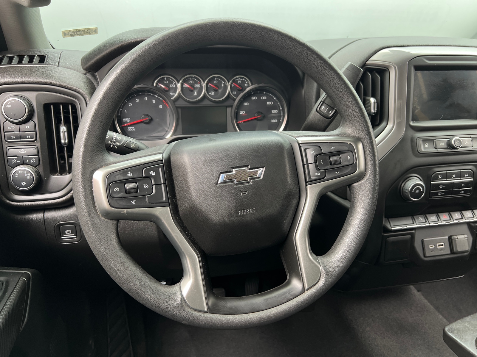 Thumbnail: 2022 Chevrolet Silverado 1500 - 5