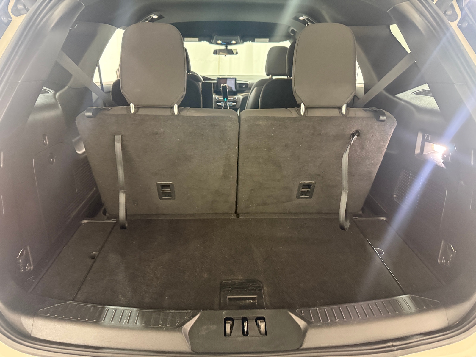 Thumbnail: 2020 Ford Explorer - 7