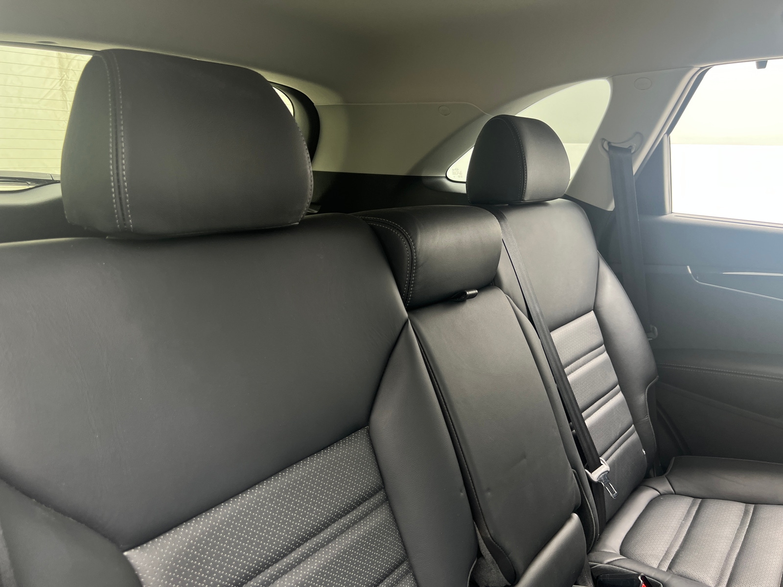 Thumbnail: 2016 Kia Sorento - 5