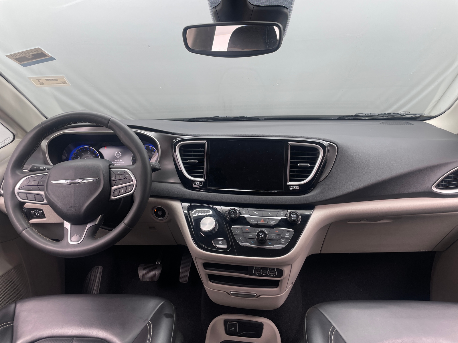 Thumbnail: 2023 Chrysler Pacifica - 2