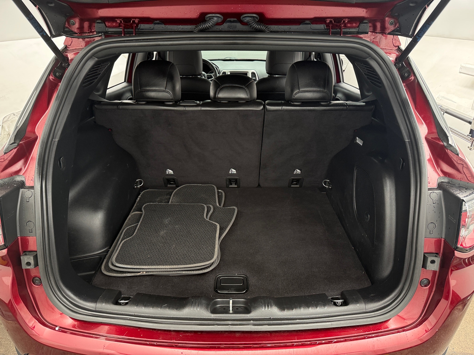Thumbnail: 2021 Jeep Compass - 6