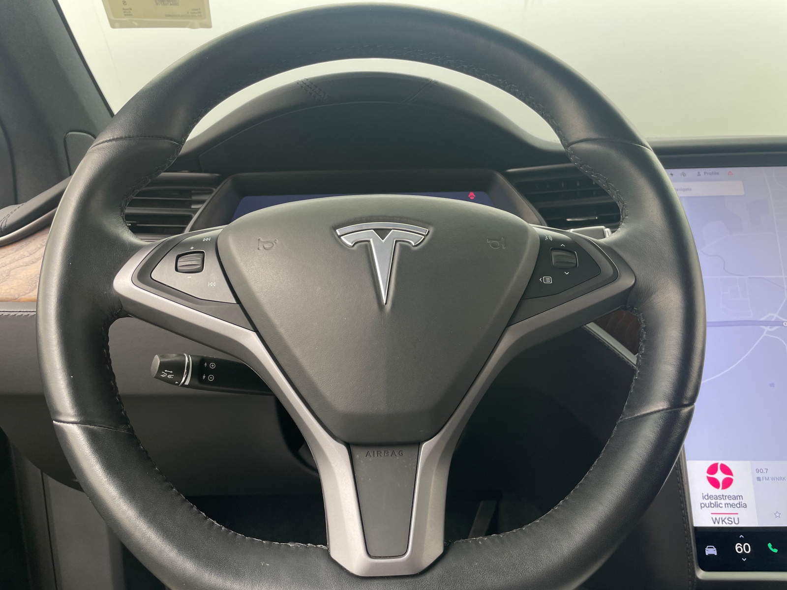 Thumbnail: 2020 Tesla Model X - 4