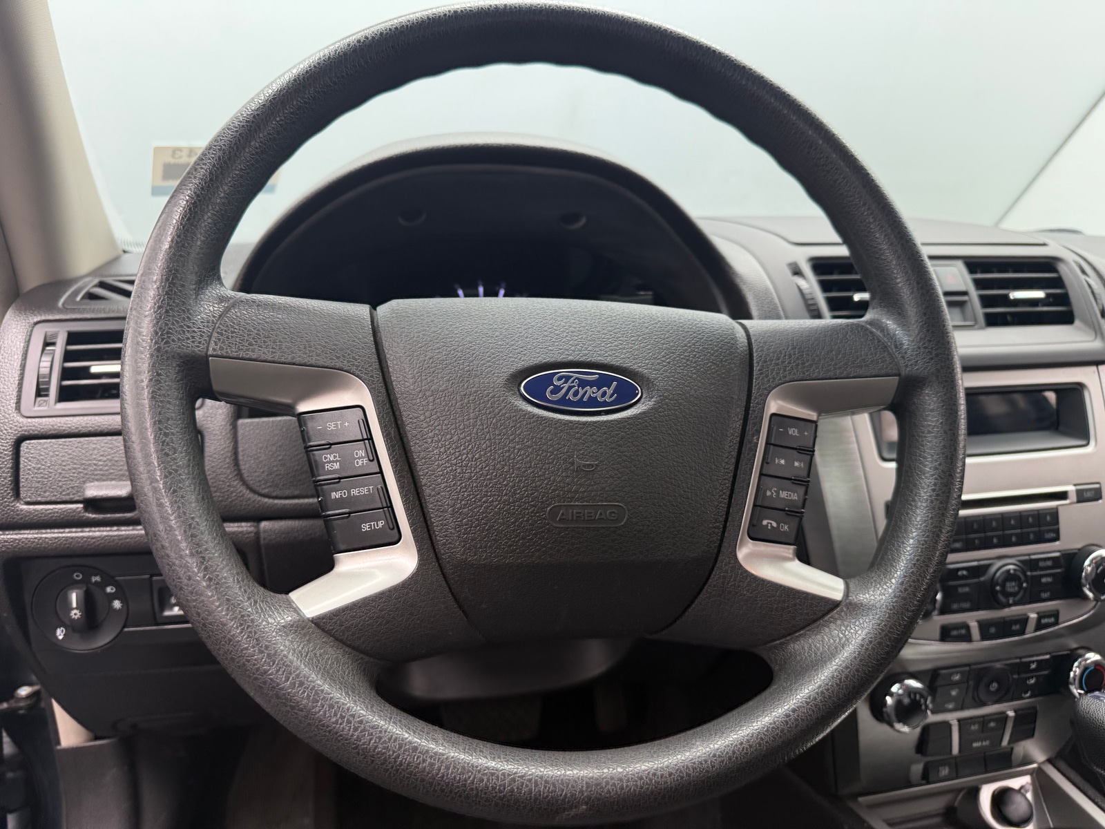 Thumbnail: 2011 Ford Fusion - 5