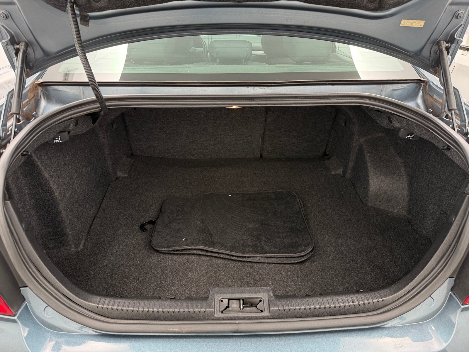 Thumbnail: 2011 Ford Fusion - 7