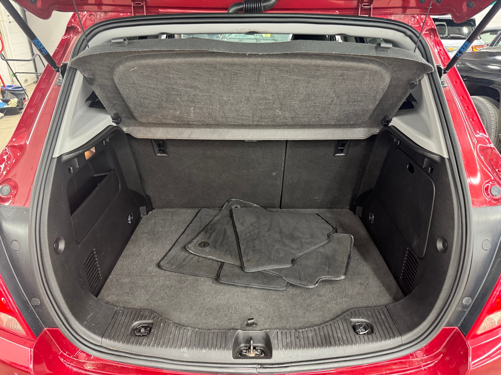 Thumbnail: 2018 Chevrolet Trax - 7