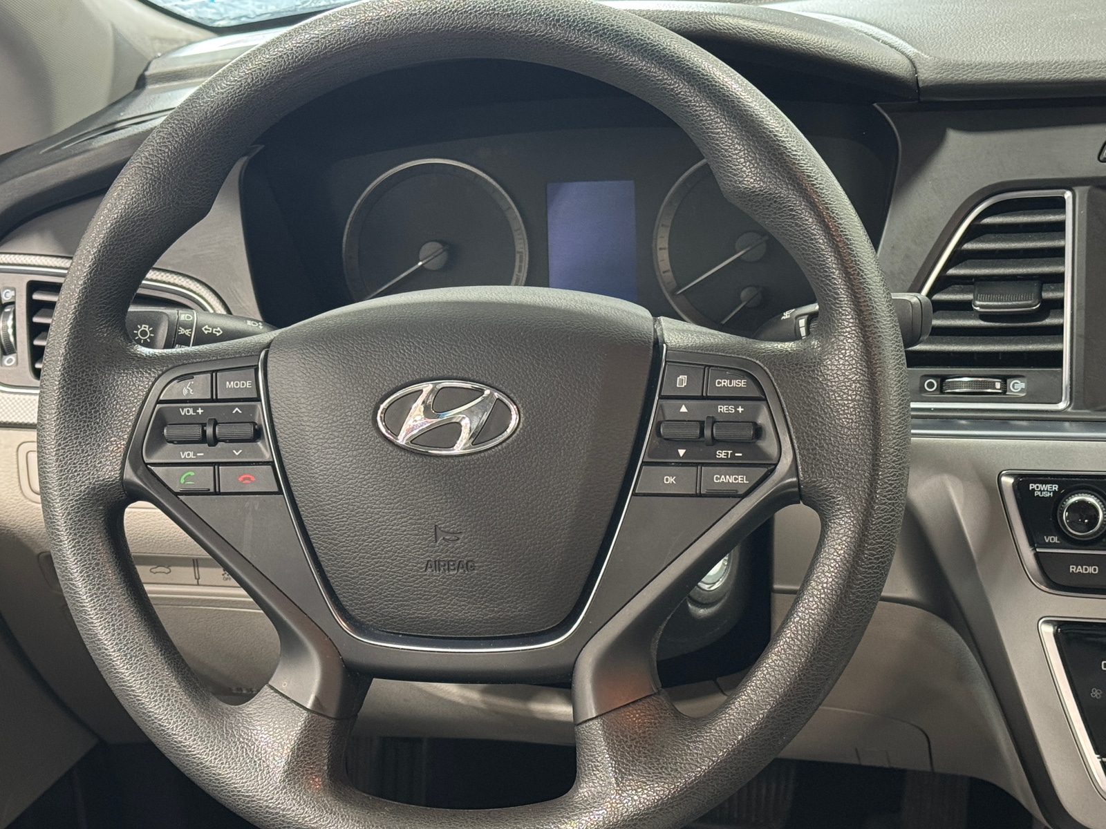 Thumbnail: 2016 Hyundai Sonata - 5