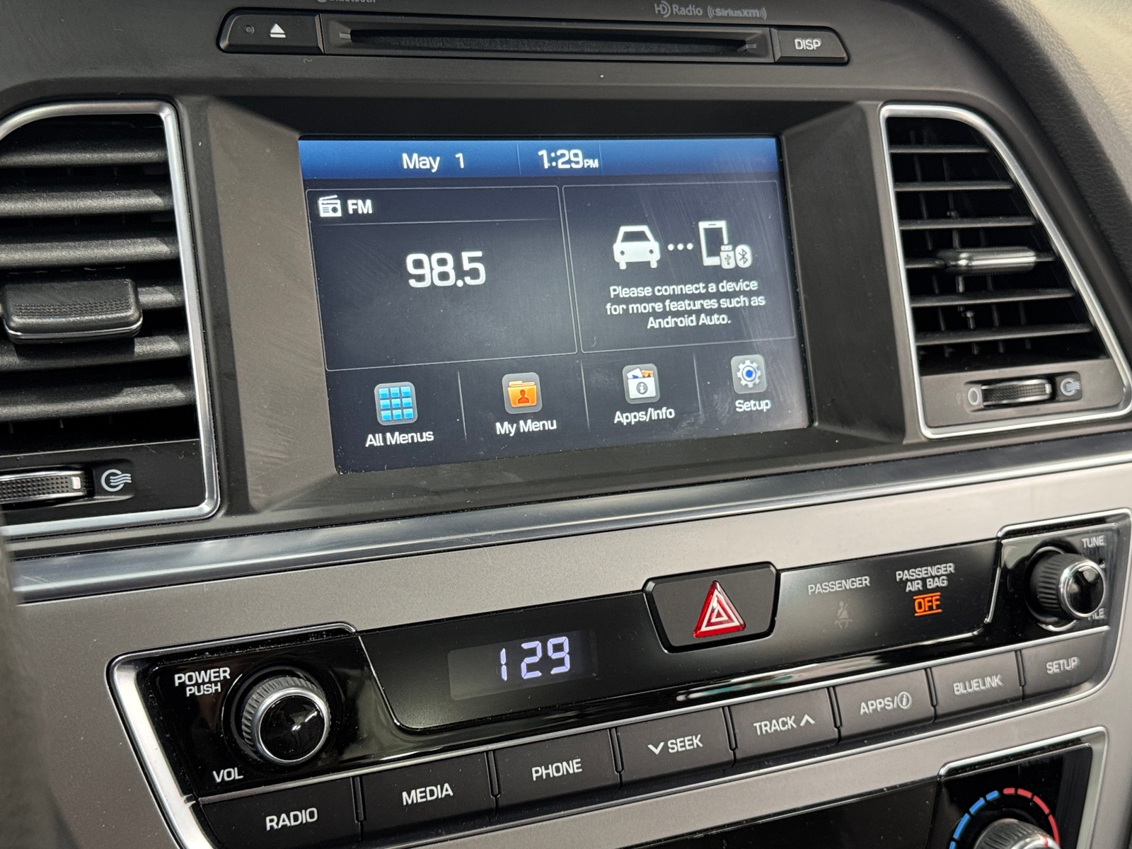 Thumbnail: 2016 Hyundai Sonata - 4