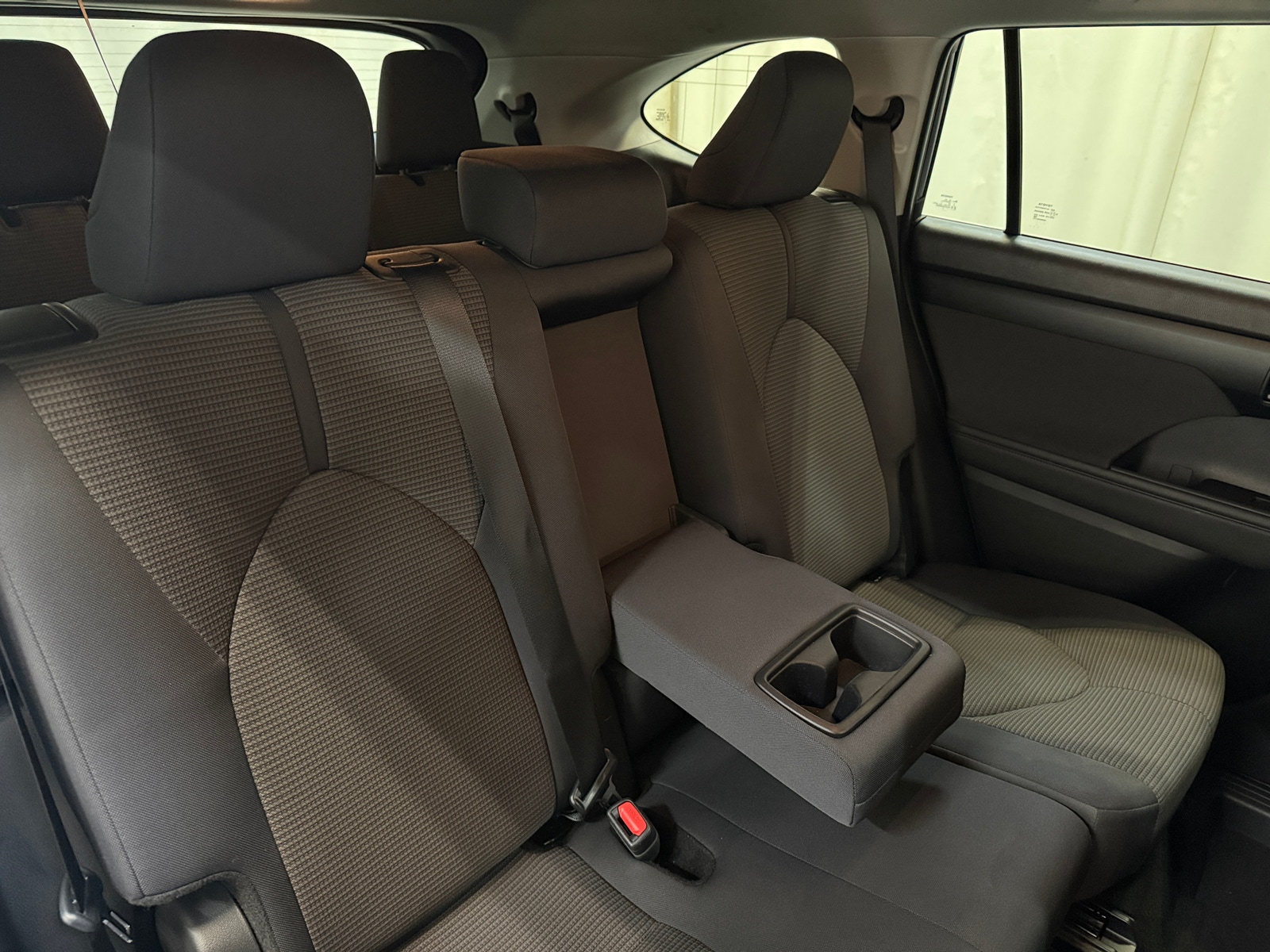 Thumbnail: 2025 Toyota Highlander - 6