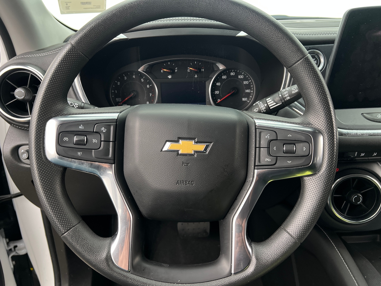 Thumbnail: 2023 Chevrolet Blazer - 5