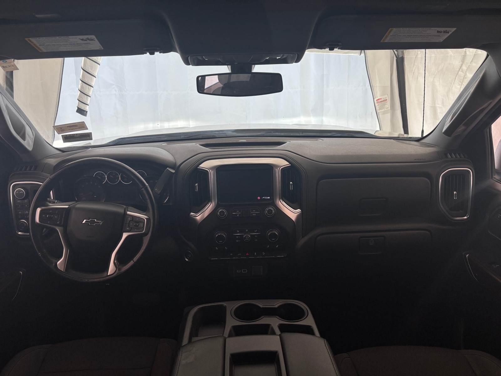 Thumbnail: 2020 Chevrolet Silverado 1500 - 3