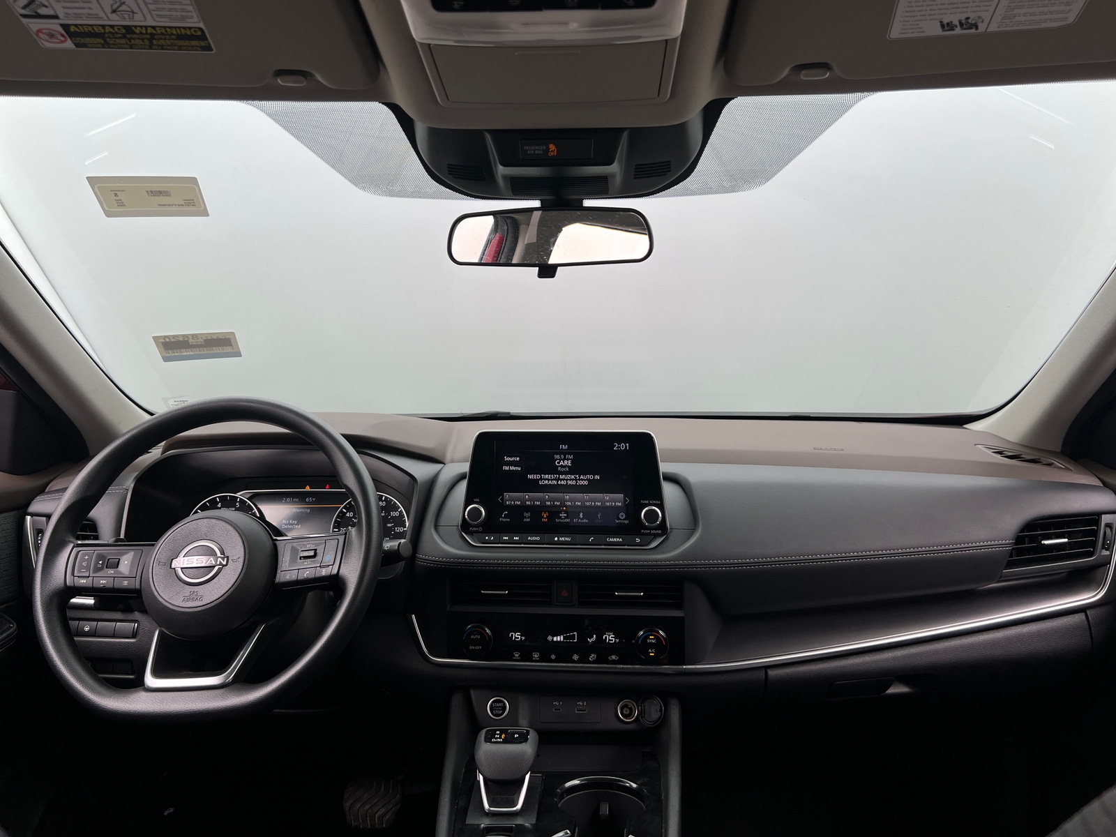 Thumbnail: 2023 Nissan Rogue - 3