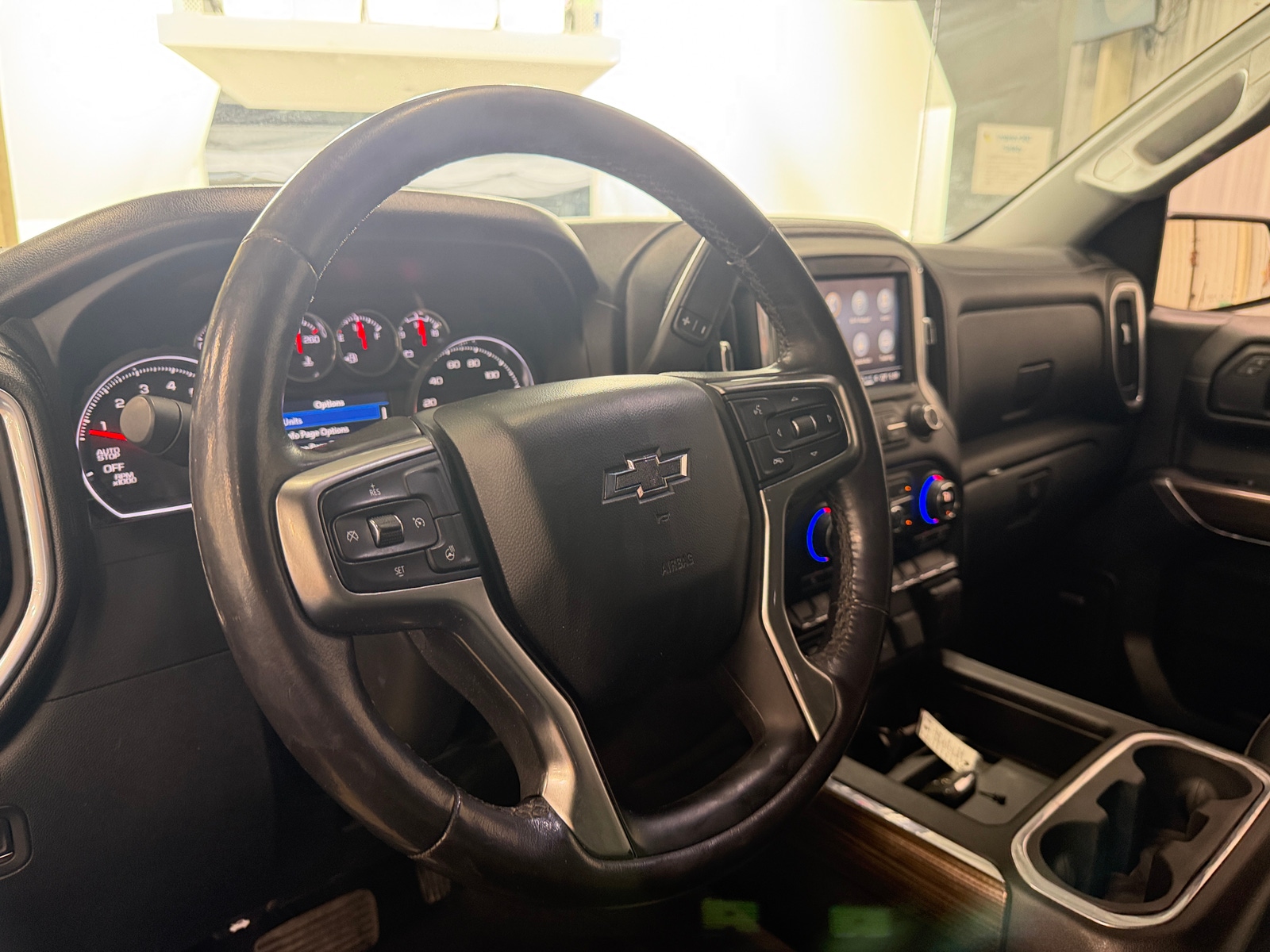 Thumbnail: 2021 Chevrolet Silverado 1500 - 4