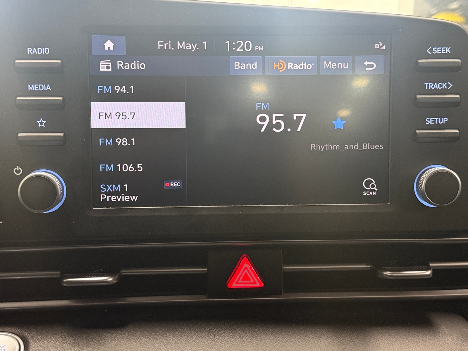 Thumbnail: 2023 Hyundai Elantra - 4
