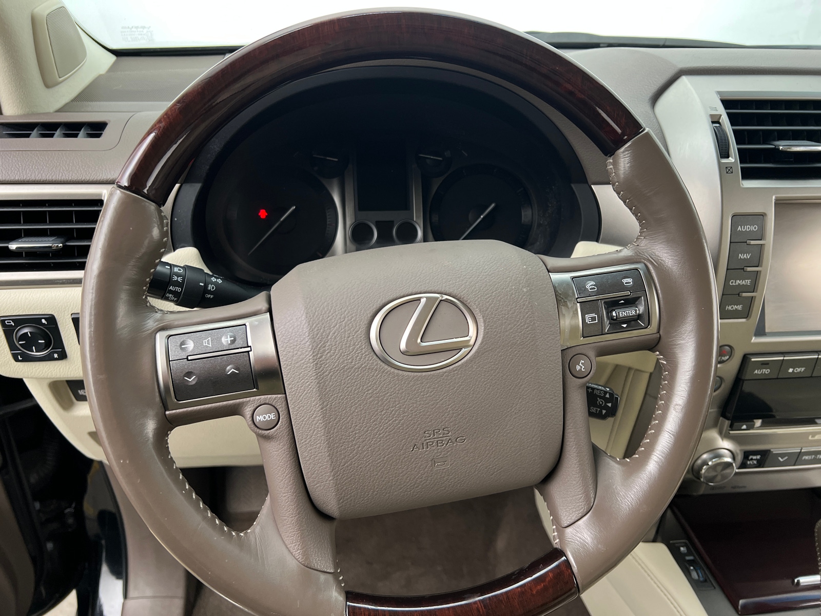 Thumbnail: 2017 Lexus GX - 4