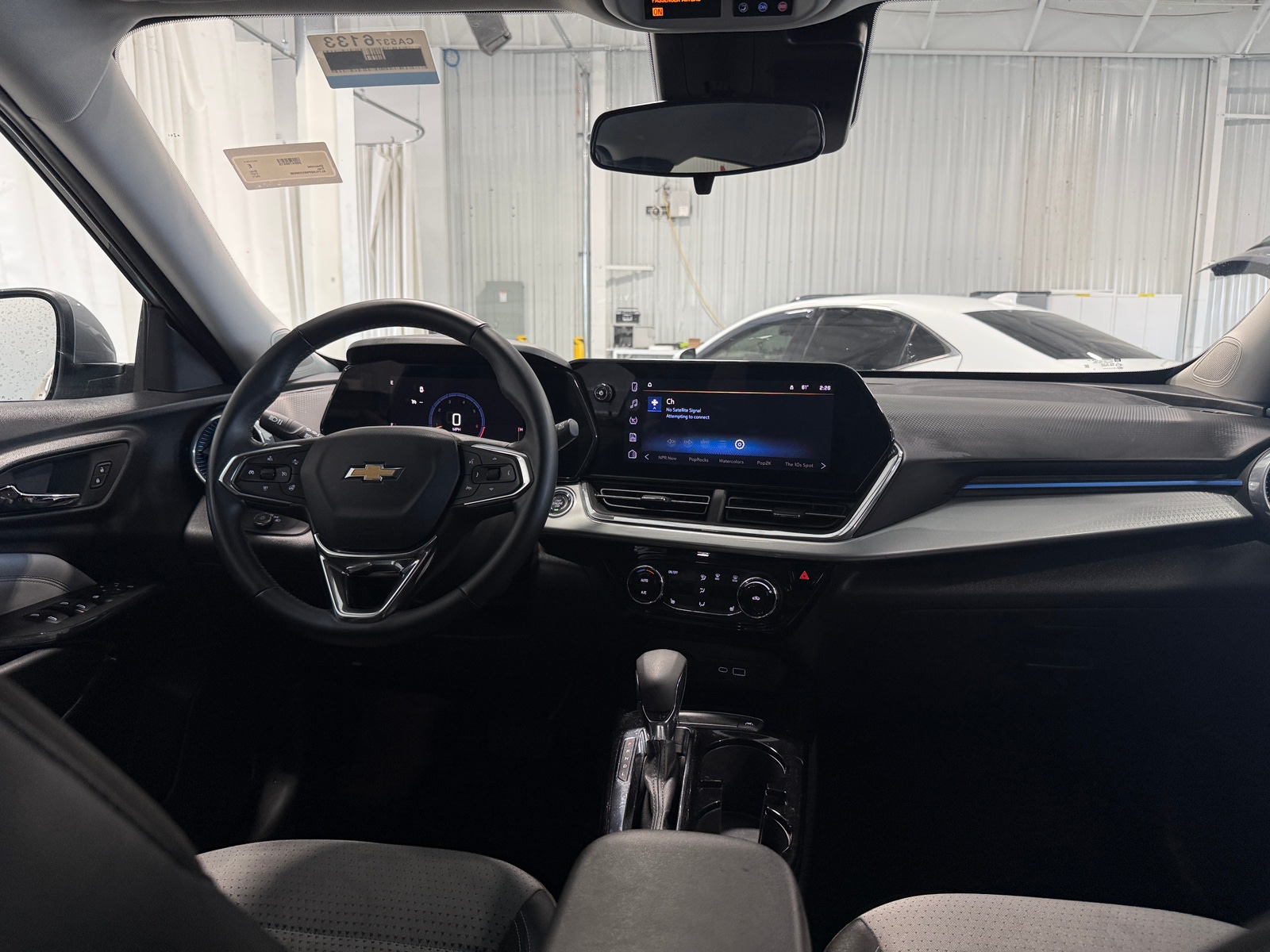 Thumbnail: 2025 Chevrolet Trax - 3