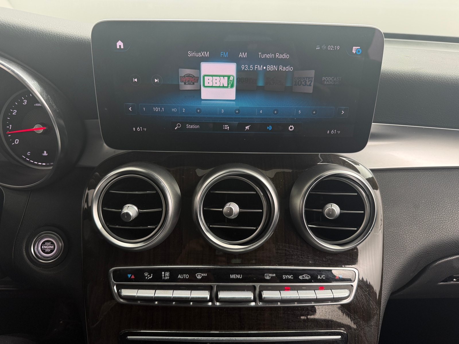 Thumbnail: 2020 Mercedes-Benz GLC - 3