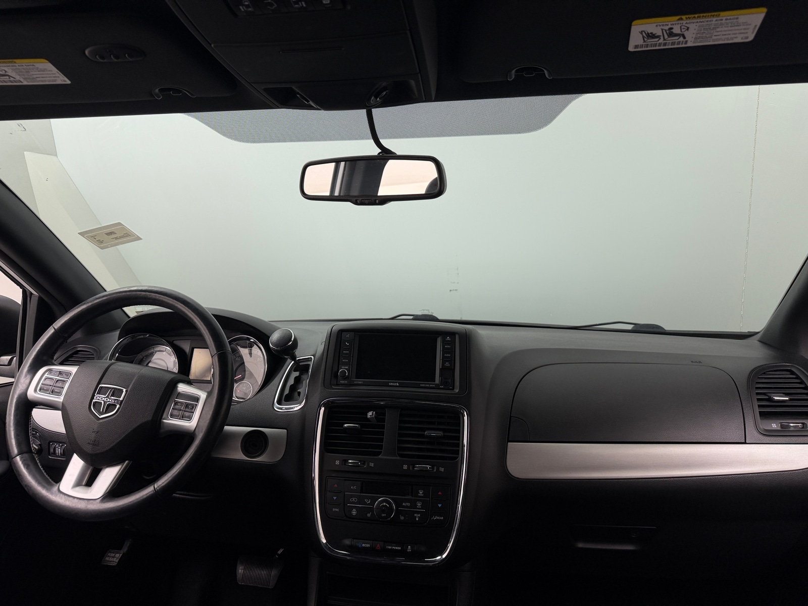 Thumbnail: 2017 Dodge Grand Caravan - 2
