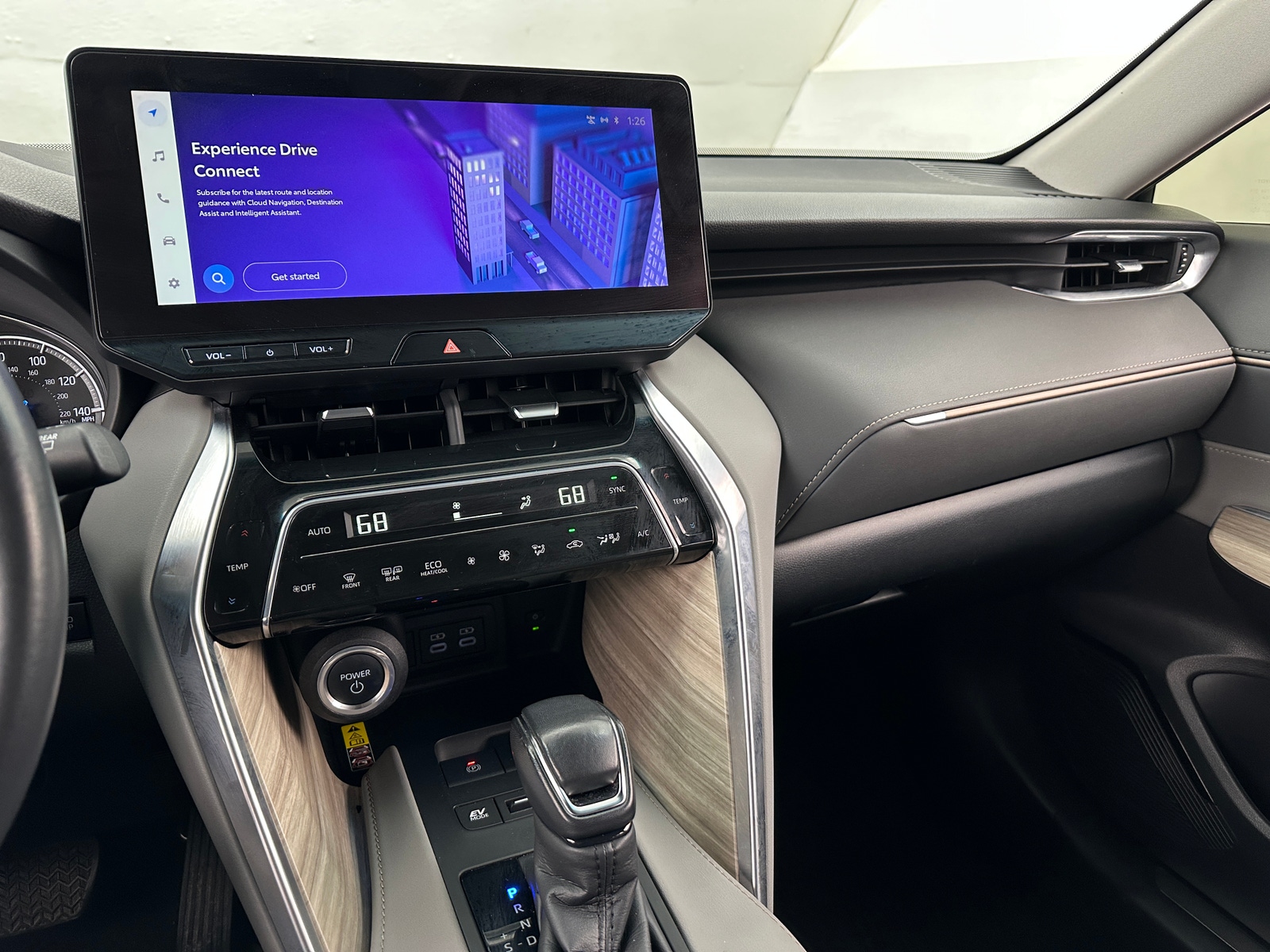 Thumbnail: 2023 Toyota Venza - 3