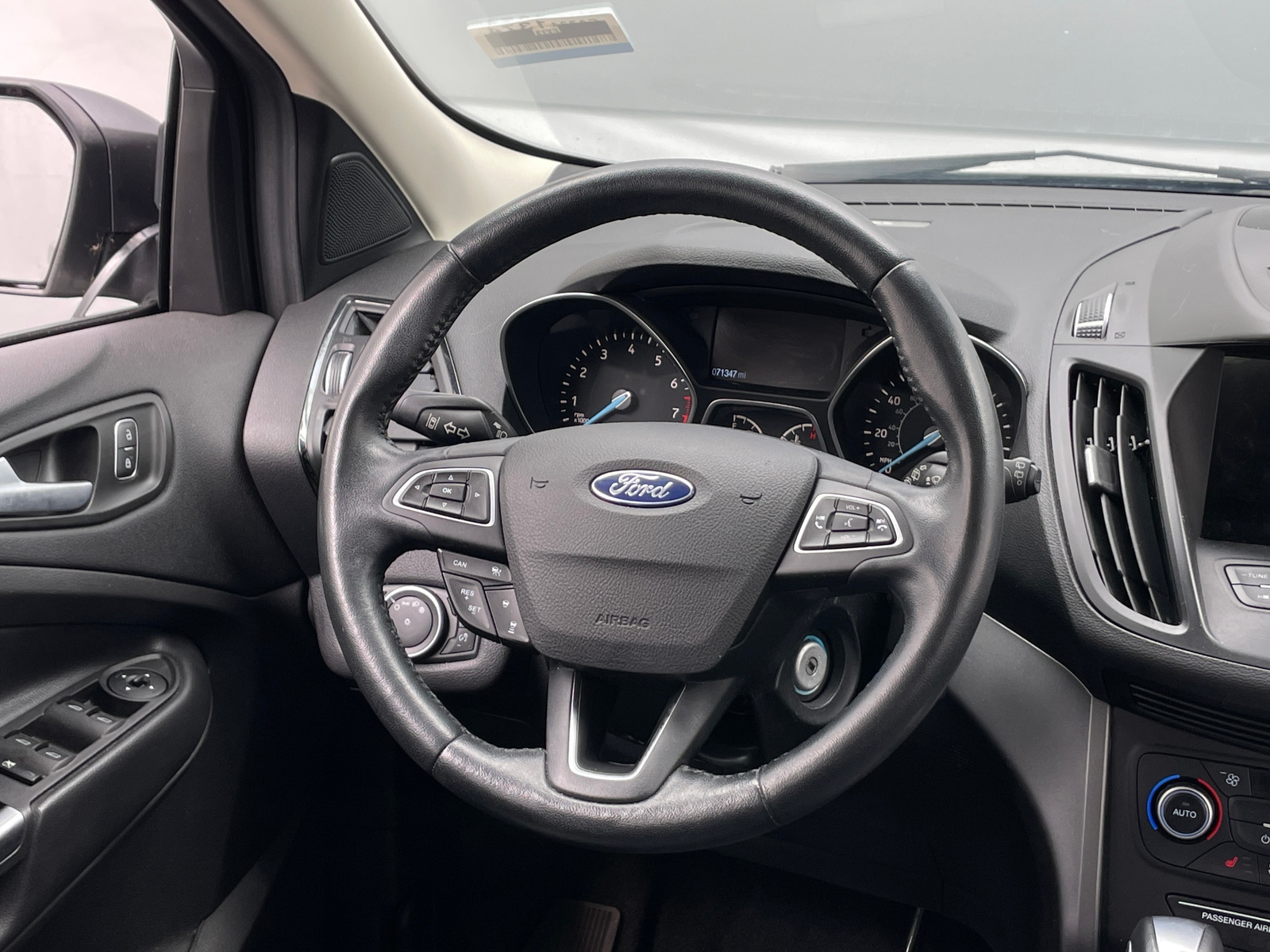 Thumbnail: 2018 Ford Escape - 4