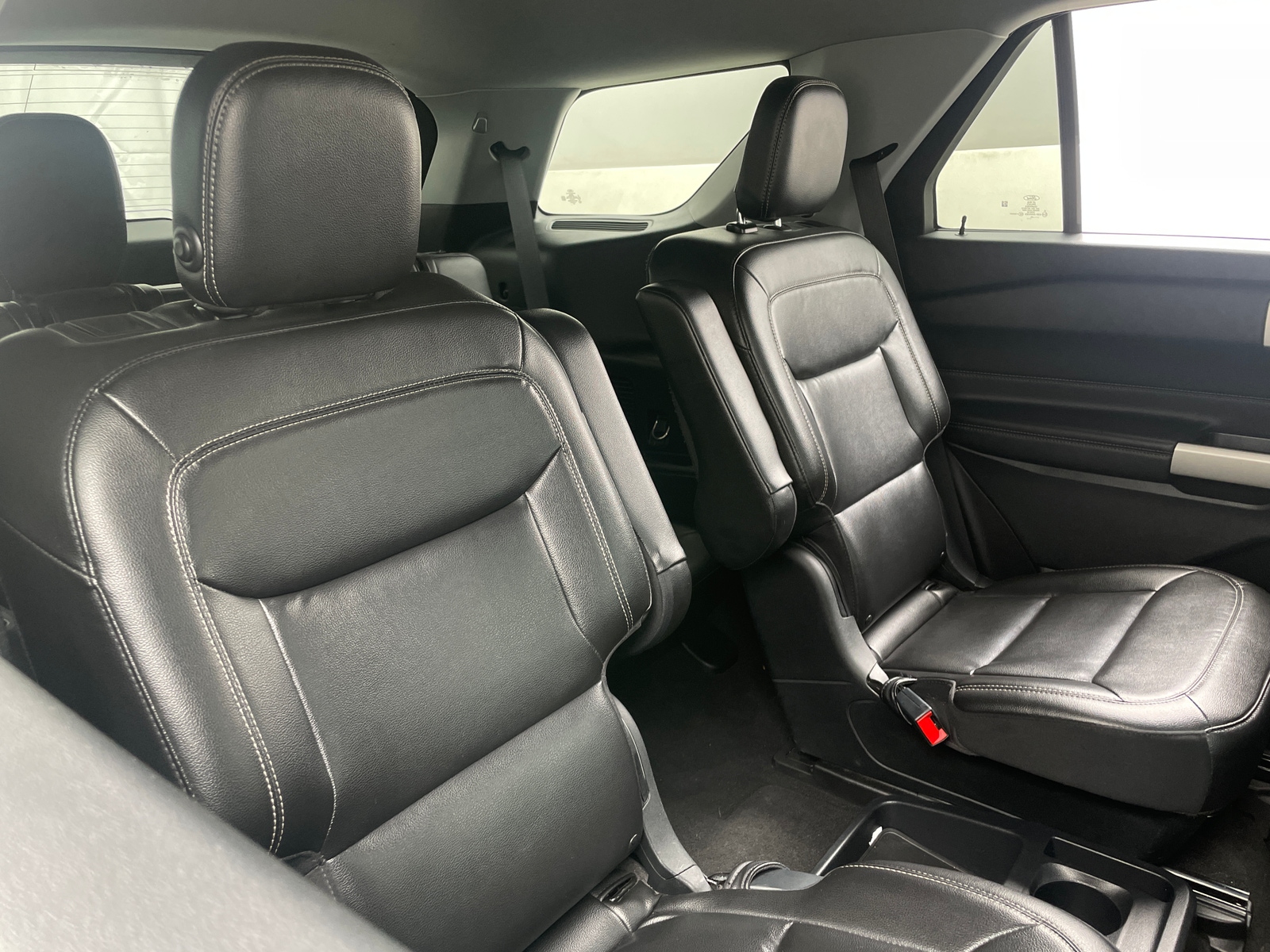 Thumbnail: 2020 Ford Explorer - 5