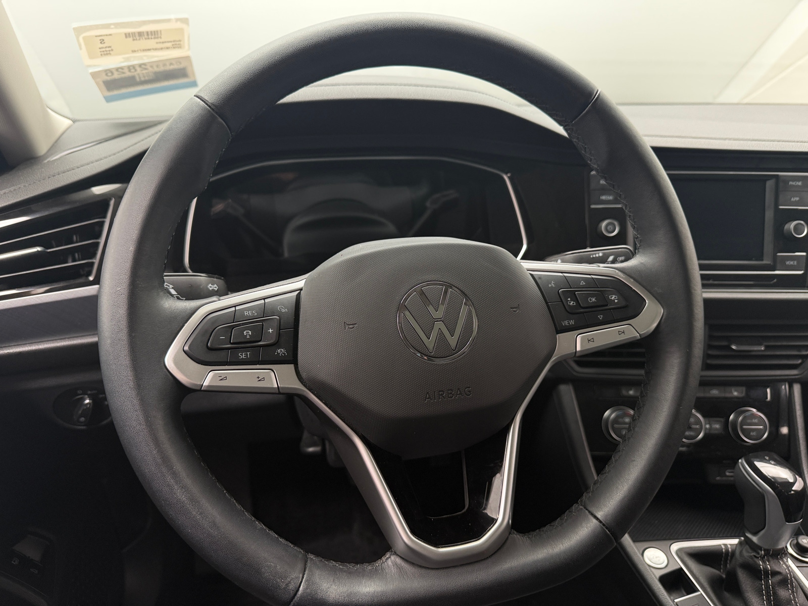 Thumbnail: 2023 Volkswagen Jetta - 4