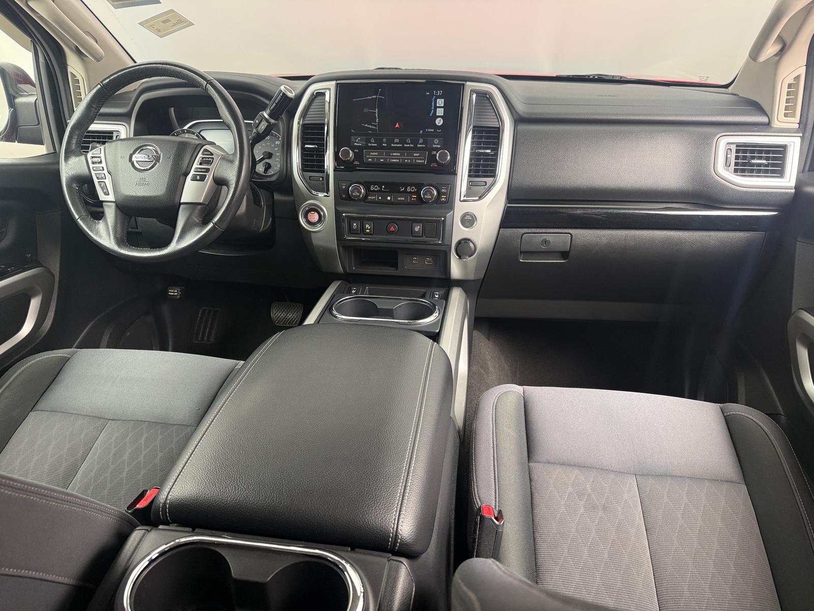 Thumbnail: 2020 Nissan Titan - 3