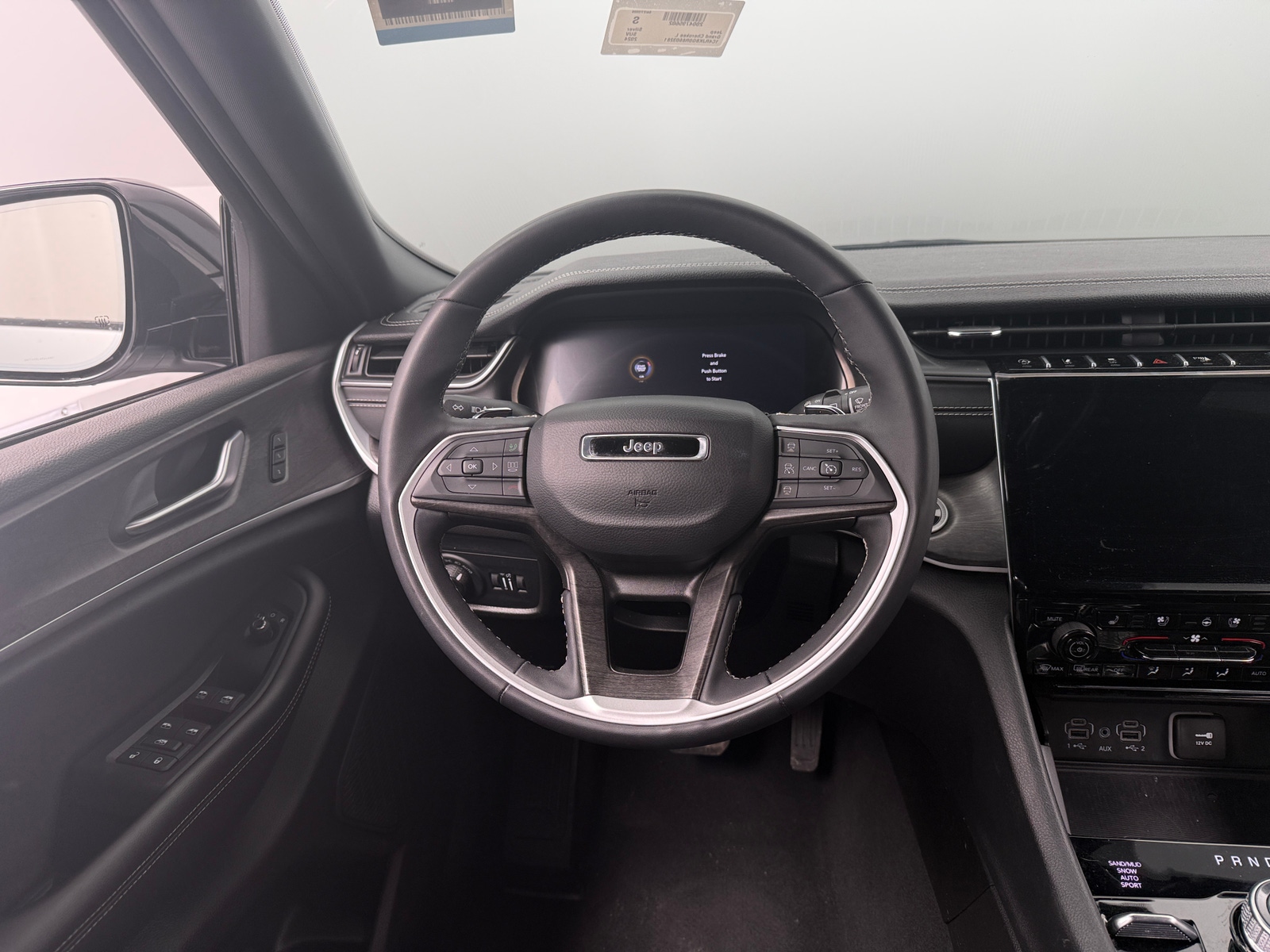 Thumbnail: 2024 Jeep Grand Cherokee L - 4