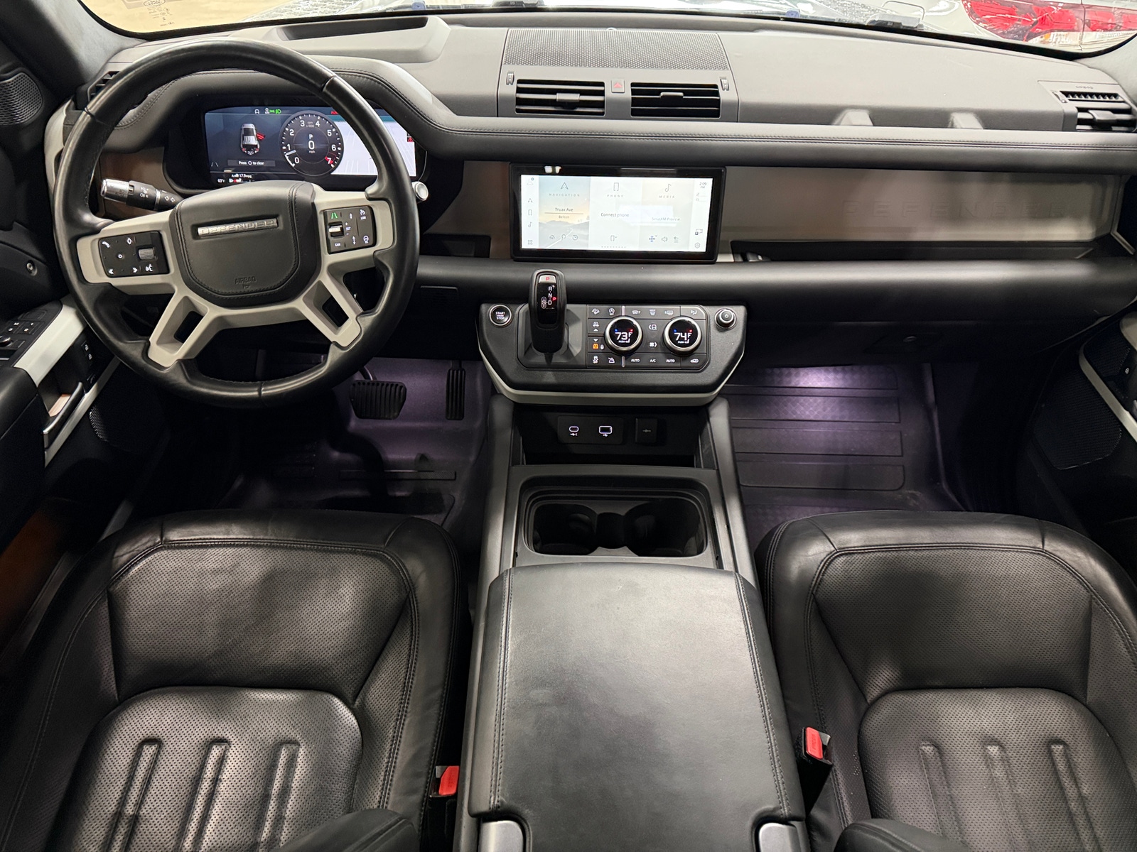 Thumbnail: 2020 Land Rover Defender - 3