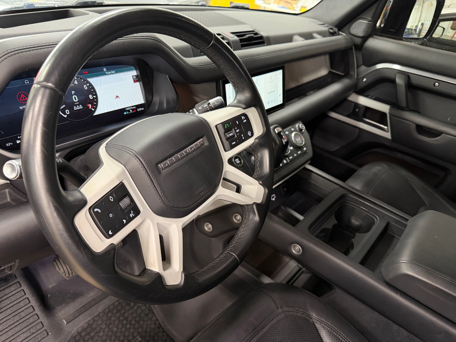 Thumbnail: 2020 Land Rover Defender - 5