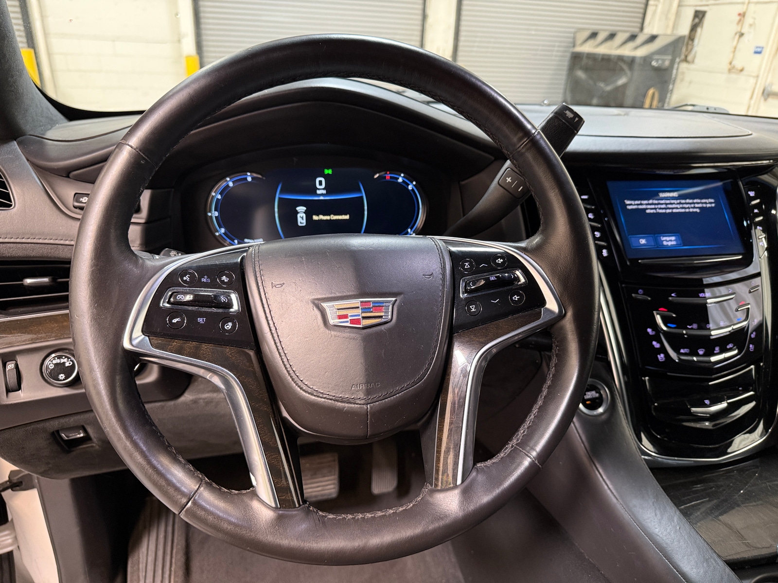Thumbnail: 2017 Cadillac Escalade - 4