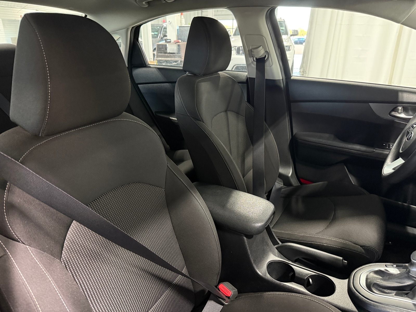 Thumbnail: 2020 Kia Forte - 2