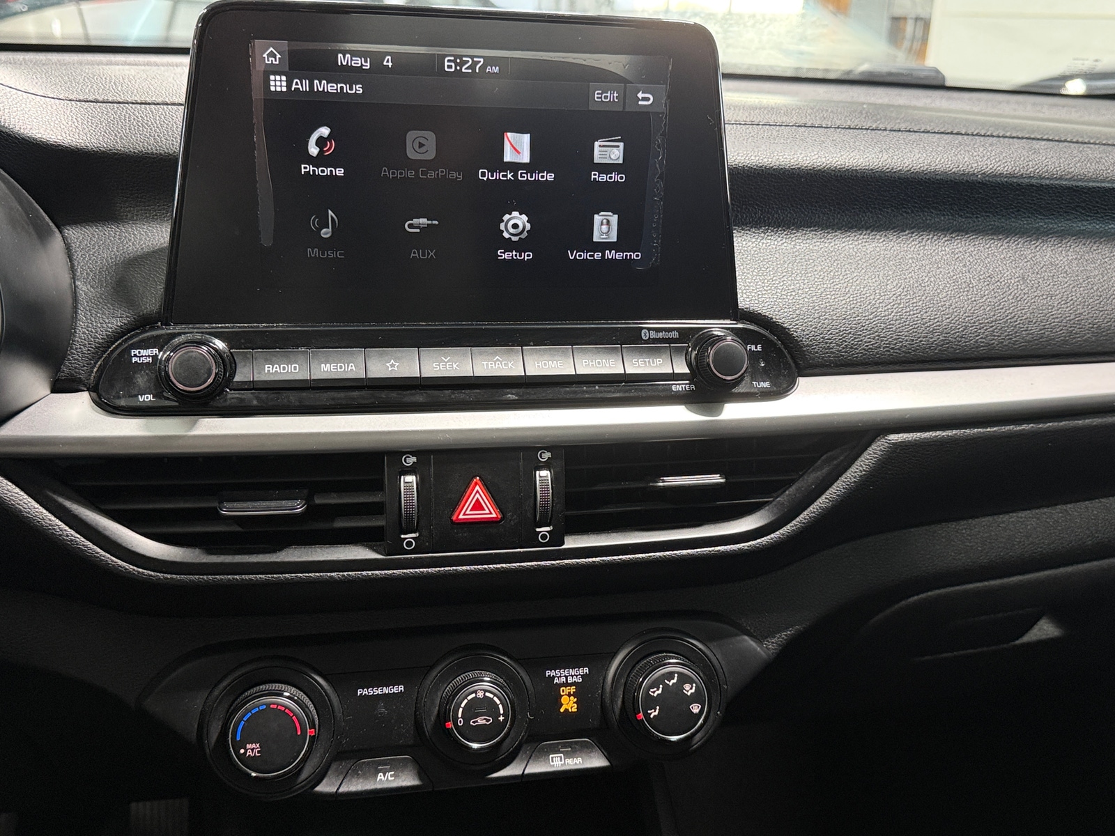 Thumbnail: 2020 Kia Forte - 4