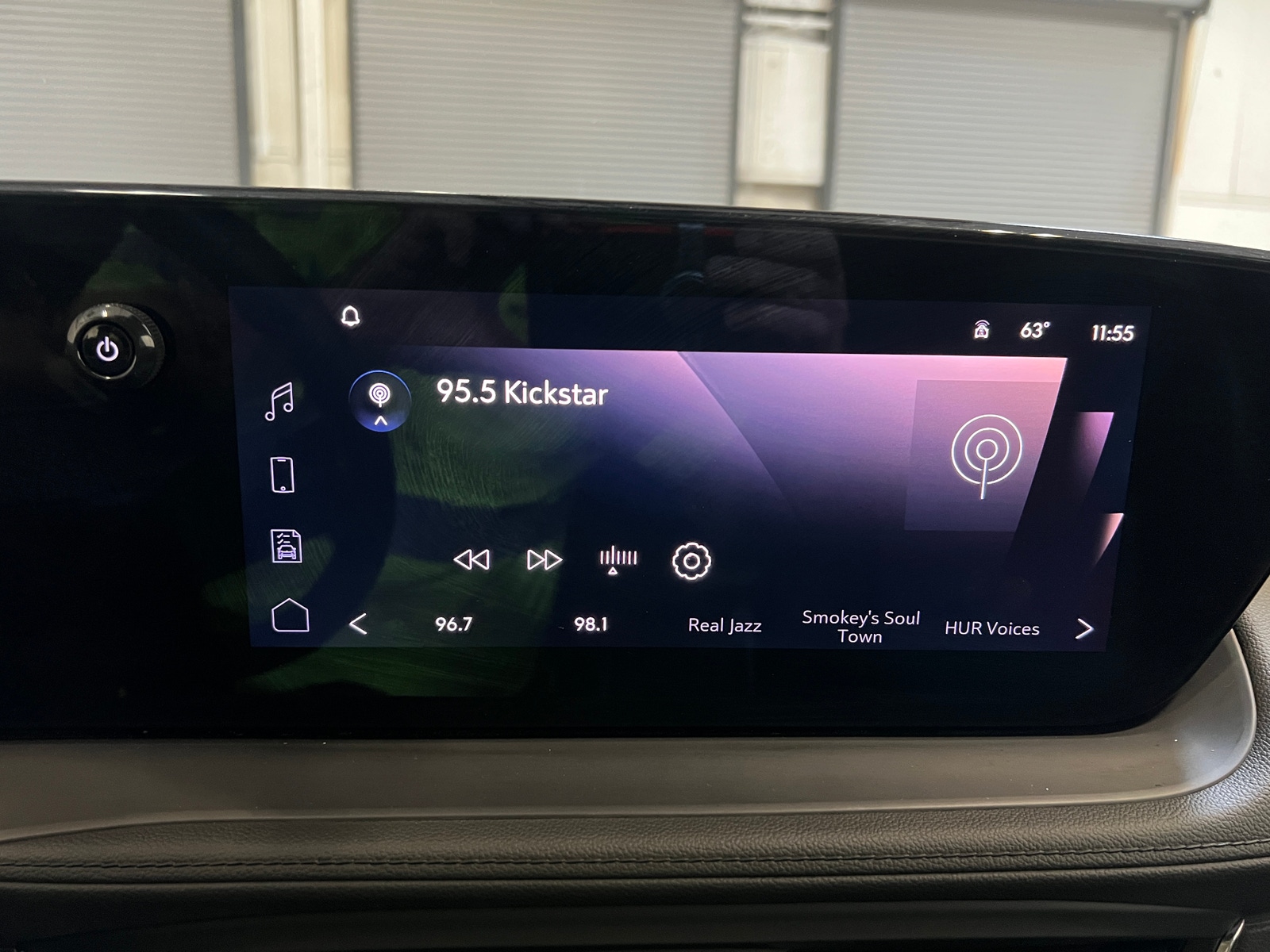 Thumbnail: 2025 Buick Encore GX - 3