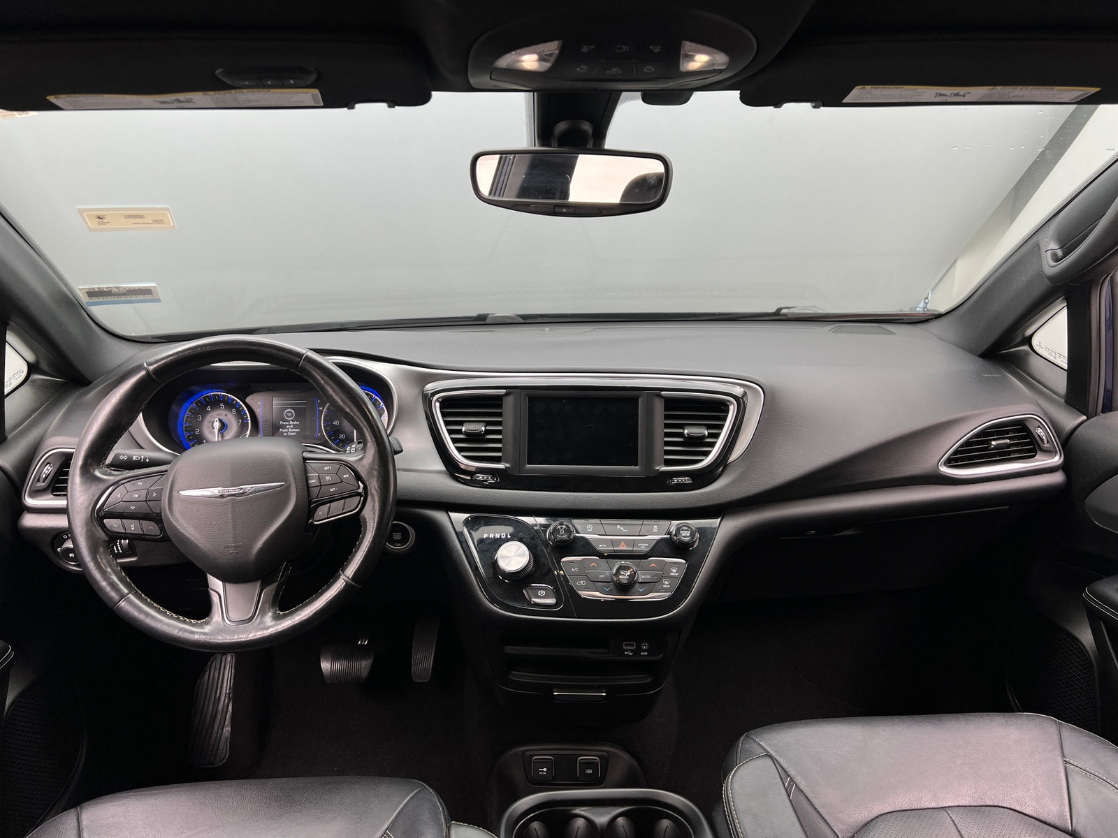 Thumbnail: 2019 Chrysler Pacifica - 2