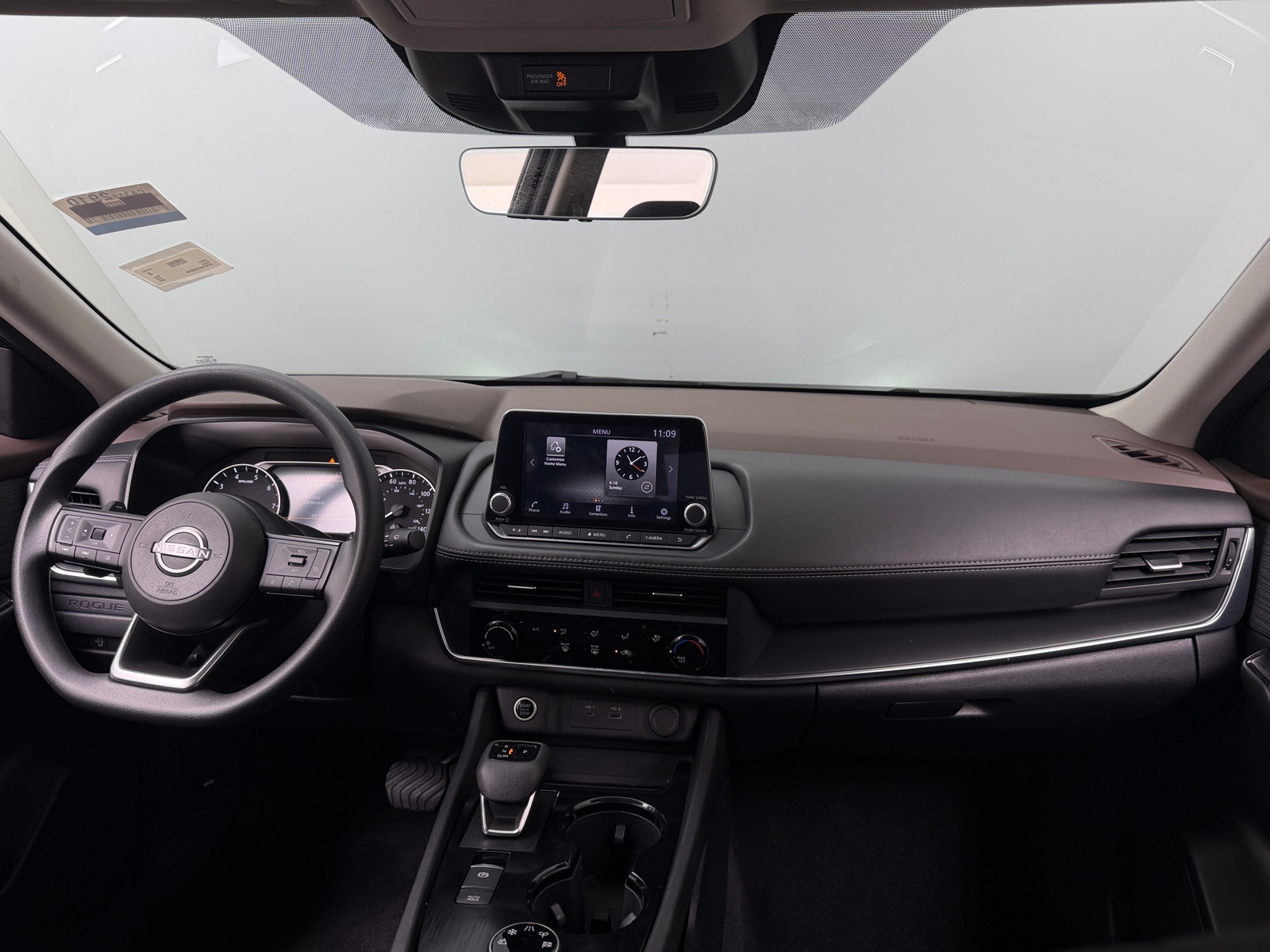 Thumbnail: 2023 Nissan Rogue - 3