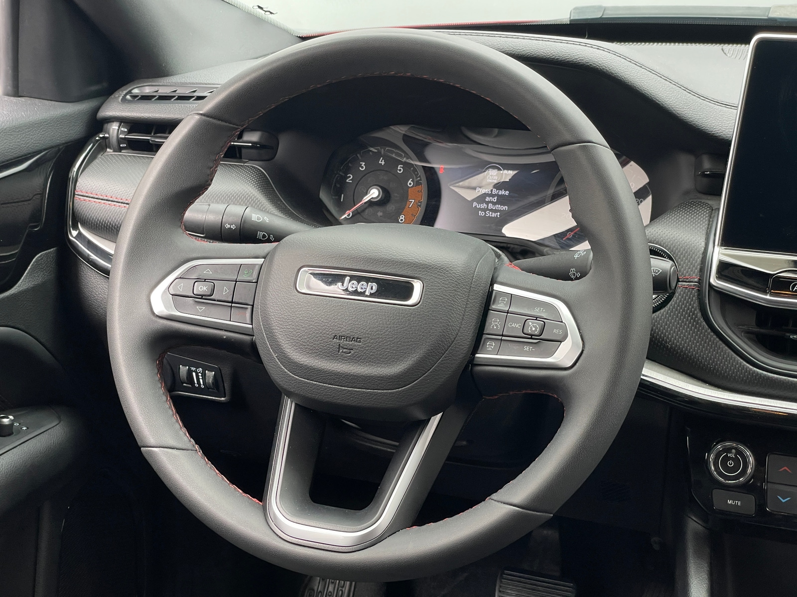 Thumbnail: 2025 Jeep Compass - 4